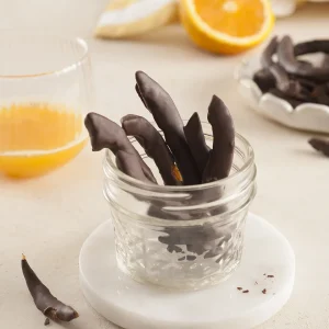 Naranjas confitadas con chocolate